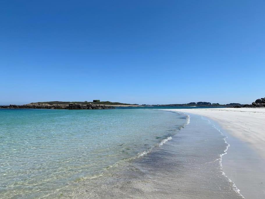 Jolie Maison De Vacances A 5 Mn A Pied Des Plages Landéda Exterior foto