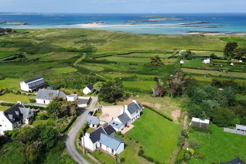 Jolie Maison De Vacances A 5 Mn A Pied Des Plages Landéda Exterior foto
